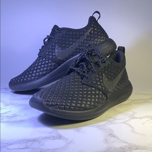 Nike Roche Two Flyknit